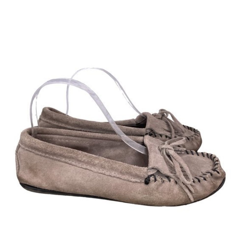 Minnetonka Women's 8 Kilty Hardsole Gray Suede Leather Fringe Moccasins Loafers - Picture 2 of 7